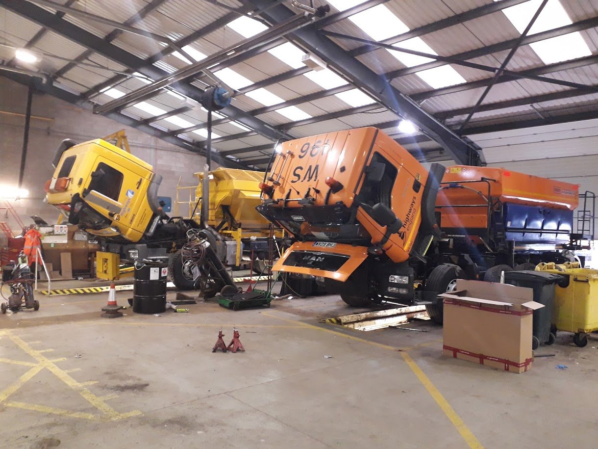 [news]-enterprise-flex-e-rent-invests-in-15-new-recruits-for-its-hgv-apprentice-programme